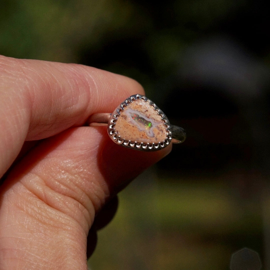 Divine Ring - Size 7.75